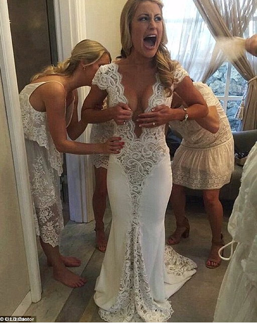 The 20 Sluttiest Wedding Dresses • Linkiest 3560